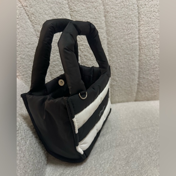 Sephora Black and White Quilted Cosmetic Bag - Picture 5 of 7